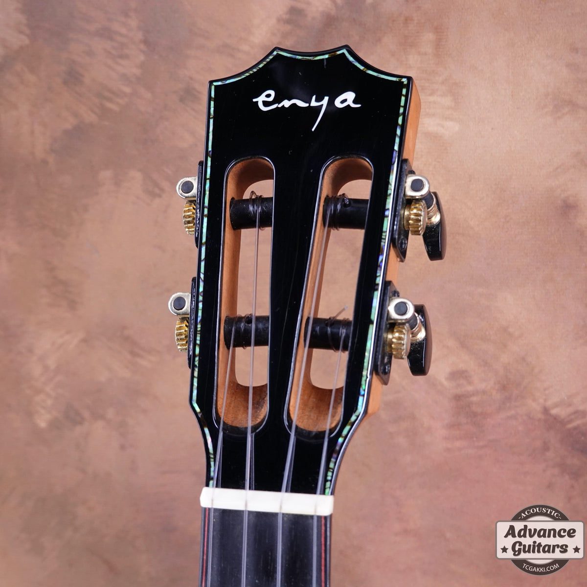 Enya EUT-A5 Solid Koa Gloss Tenor Ukulele