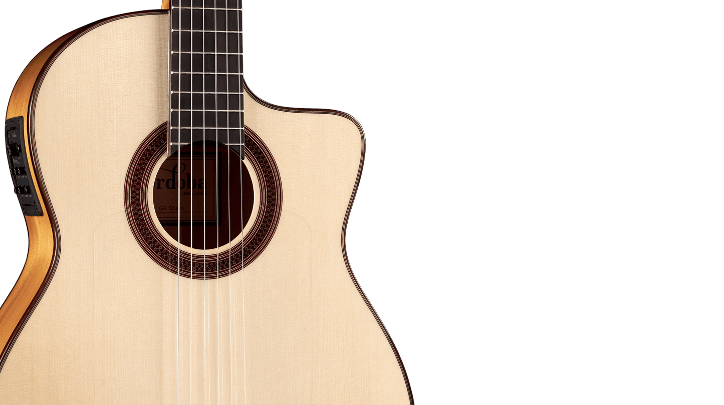 Cordoba GK Studio Natural Gloss Guitar