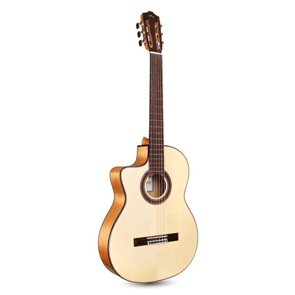 Cordoba GK Studio  Natural Gloss Guitar