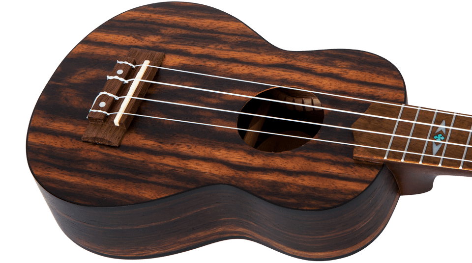 Flight DUS460 Soprano Ukulele Amara With Bag