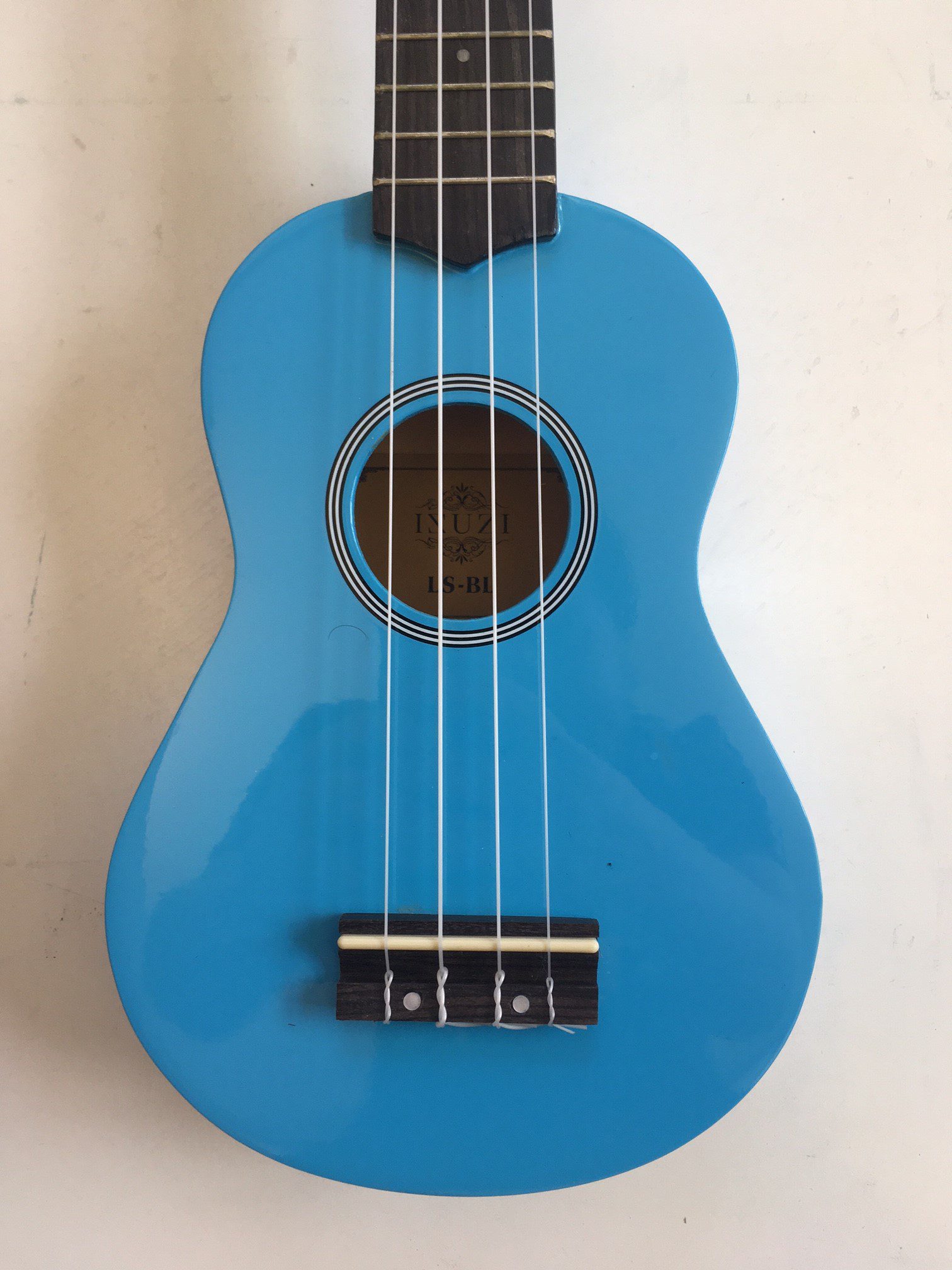 ISUZI LS-BL Blue Soprano Ukulele