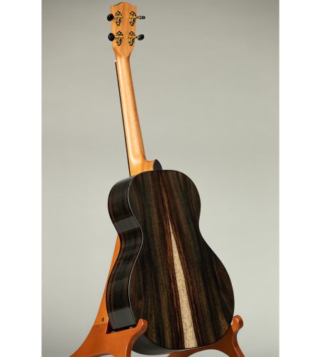 Pono UL4-4 Cedar Rosedwood Ukulele