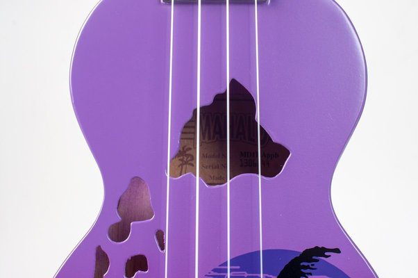 Mahalo Soprano Ukulele Hawaiian Purple